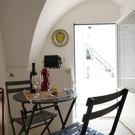 Casa Tea - Nel Cuore Della Citta' Bianca Ostuni Exterior photo